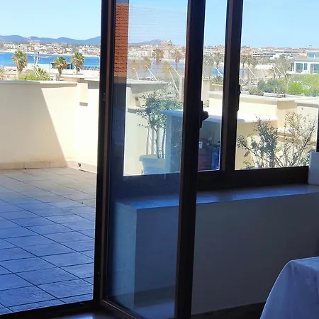 Penthouse Francesca アルゲーロ